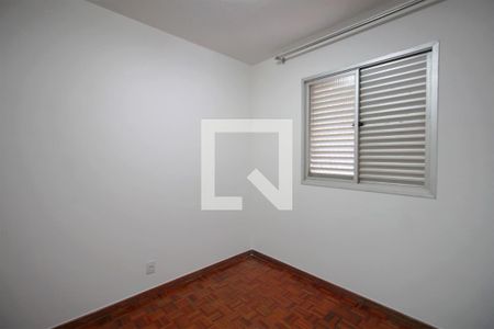 Quarto 1 de apartamento para alugar com 2 quartos, 65m² em Jardim América, Belo Horizonte