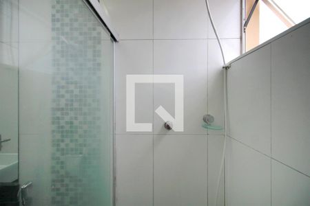 Apartamento para alugar com 65m², 2 quartos e 2 vagasBanheiro