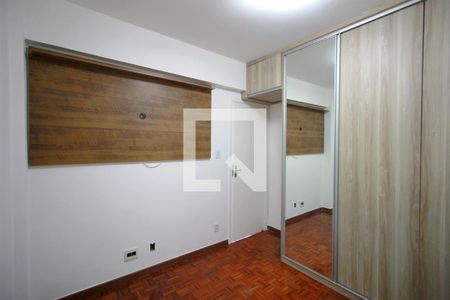 Quarto 1 de apartamento para alugar com 2 quartos, 65m² em Jardim América, Belo Horizonte