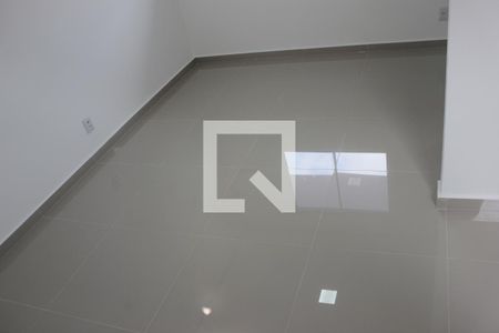 Sala/cozinha de kitnet/studio para alugar com 1 quarto, 20m² em Vila Santa Maria, Guarulhos