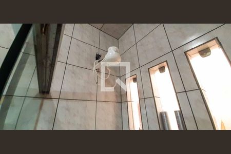 Casa à venda com 125m², 5 quartos e 2 vagas Casa à venda com 125m², 5 quartos e 2 vagasBanheiro Social