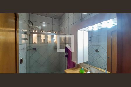 Casa à venda com 125m², 5 quartos e 2 vagas Casa à venda com 125m², 5 quartos e 2 vagasBanheiro Social