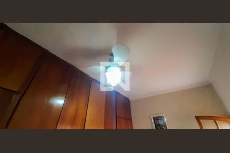 Casa à venda com 125m², 5 quartos e 2 vagas Casa à venda com 125m², 5 quartos e 2 vagasQuarto 2