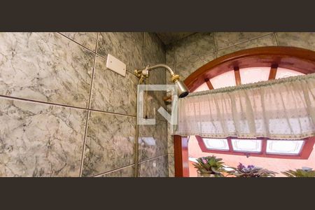 Casa à venda com 125m², 5 quartos e 2 vagas Casa à venda com 125m², 5 quartos e 2 vagasBanheiro debaixo