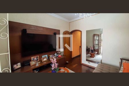 Sala de TV ou Quarto 1 de casa à venda com 5 quartos, 125m² em Veloso, Osasco