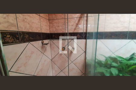 Casa à venda com 125m², 5 quartos e 2 vagas Casa à venda com 125m², 5 quartos e 2 vagasBanheiro da Suíte