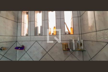 Casa à venda com 125m², 5 quartos e 2 vagas Casa à venda com 125m², 5 quartos e 2 vagasBanheiro Social