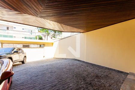 Casa à venda com 323m², 3 quartos e 5 vagas Casa à venda com 323m², 3 quartos e 5 vagasÁrea comum