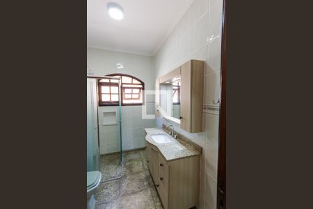 Casa à venda com 323m², 3 quartos e 5 vagas Casa à venda com 323m², 3 quartos e 5 vagasBanheiro 2