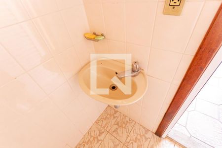 Casa à venda com 323m², 3 quartos e 5 vagas Casa à venda com 323m², 3 quartos e 5 vagasBanheiro de Serviço