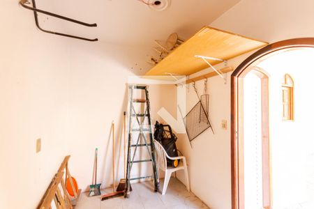 Casa à venda com 323m², 3 quartos e 5 vagas Casa à venda com 323m², 3 quartos e 5 vagasQuarto de Serviço