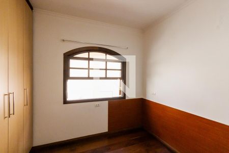 Casa à venda com 323m², 3 quartos e 5 vagas Casa à venda com 323m², 3 quartos e 5 vagasQuarto 2