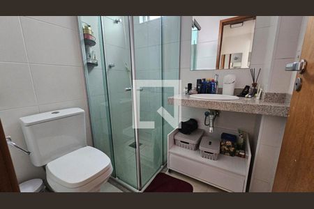 Banheiro de apartamento à venda com 3 quartos, 72m² em Santo Antônio, Belo Horizonte
