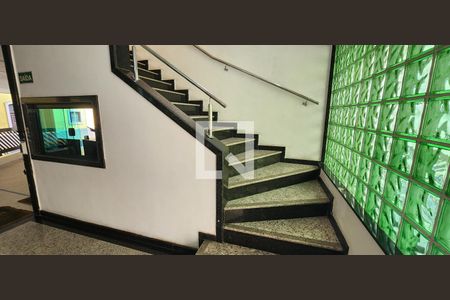 Studio para alugar com 20m², 1 quarto e sem vagaEscada