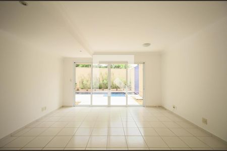Casa de condomínio à venda com 523m², 4 quartos e 4 vagas Casa de condomínio à venda com 523m², 4 quartos e 4 vagasSala 3
