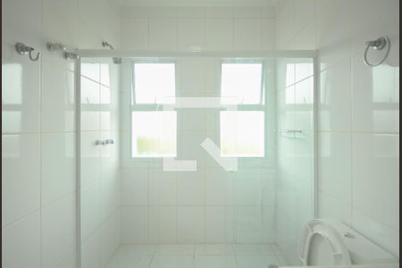 Casa de condomínio à venda com 523m², 4 quartos e 4 vagas Casa de condomínio à venda com 523m², 4 quartos e 4 vagasBanheiro Suíte 1