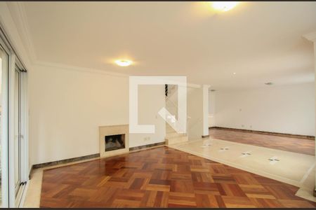 Sala 1 de casa de condomínio à venda com 4 quartos, 523m² em Vila Sonia, São Paulo