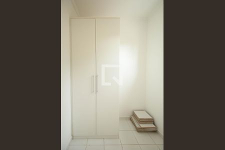 Casa de condomínio à venda com 523m², 4 quartos e 4 vagas Casa de condomínio à venda com 523m², 4 quartos e 4 vagasQuarto de Serviço 2