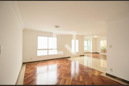 Sala 1 de casa de condomínio à venda com 4 quartos, 523m² em Vila Sonia, São Paulo
