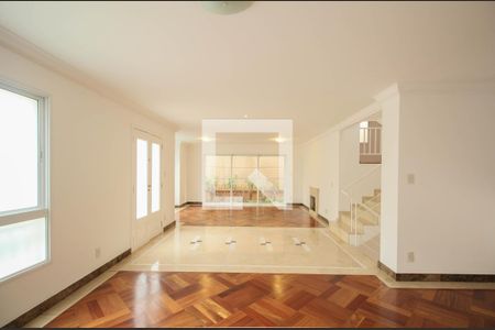 Sala 1 de casa de condomínio à venda com 4 quartos, 523m² em Vila Sonia, São Paulo