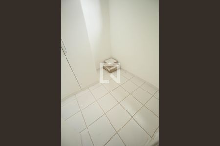 Casa de condomínio à venda com 523m², 4 quartos e 4 vagas Casa de condomínio à venda com 523m², 4 quartos e 4 vagasQuarto de Serviço 2