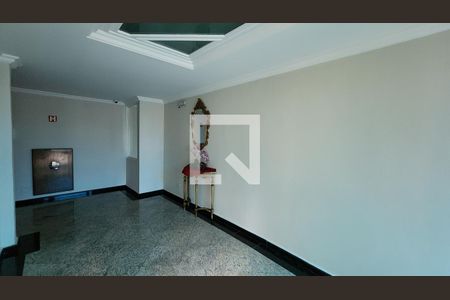 Apartamento para alugar com 75m², 2 quartos e sem vaga Apartamento para alugar com 75m², 2 quartos e sem vagaHall de entrada