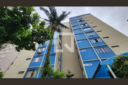 Apartamento para alugar com 75m², 2 quartos e sem vaga Apartamento para alugar com 75m², 2 quartos e sem vagaFachada