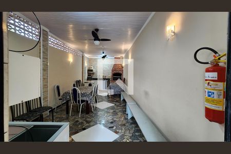 Apartamento para alugar com 75m², 2 quartos e sem vaga Apartamento para alugar com 75m², 2 quartos e sem vagaÁrea comum - Churrasqueira