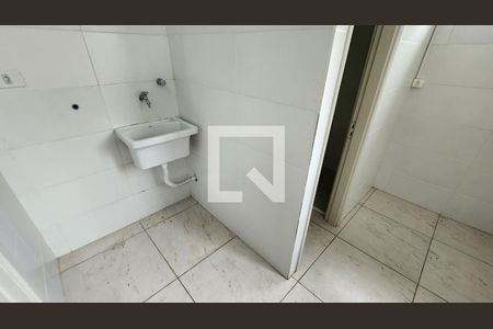 Apartamento para alugar com 75m², 2 quartos e sem vaga Apartamento para alugar com 75m², 2 quartos e sem vagaÁrea de Serviço