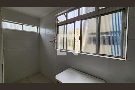 Apartamento para alugar com 75m², 2 quartos e sem vaga Apartamento para alugar com 75m², 2 quartos e sem vagaDetalhe da area de serviço