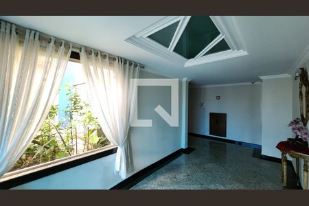 Apartamento para alugar com 75m², 2 quartos e sem vaga Apartamento para alugar com 75m², 2 quartos e sem vagaHall de entrada