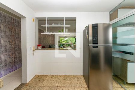 Apartamento à venda com 115m², 4 quartos e 2 vagasCozinha