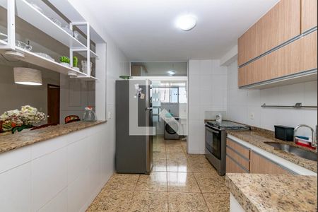 Apartamento à venda com 115m², 4 quartos e 2 vagasCozinha