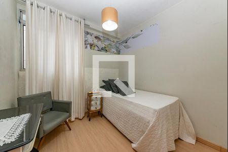 Apartamento à venda com 115m², 4 quartos e 2 vagasQuarto 3