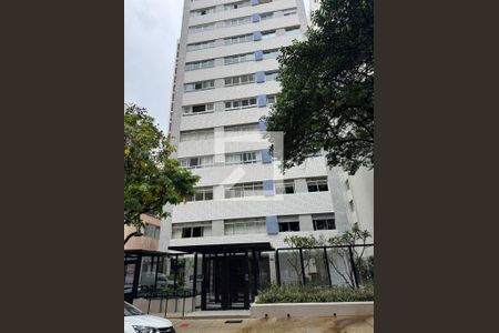 Apartamento à venda com 186m², 3 quartos e 1 vaga Apartamento à venda com 186m², 3 quartos e 1 vagaFachada