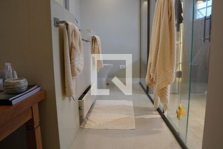 Apartamento à venda com 186m², 3 quartos e 1 vagaBanheiro da Suite 3 