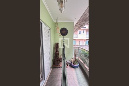 Casa à venda com 450m², 4 quartos e 3 vagasVaranda da Suíte 1