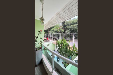 Casa à venda com 450m², 4 quartos e 3 vagasSuíte 3 Varanda