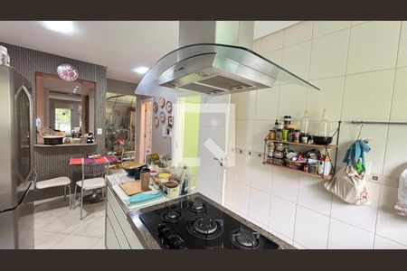 Casa à venda com 450m², 4 quartos e 3 vagasCozinha