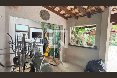 Casa à venda com 450m², 4 quartos e 3 vagasChurrasqueira