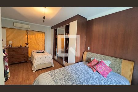 Casa à venda com 450m², 4 quartos e 3 vagasSuite 2