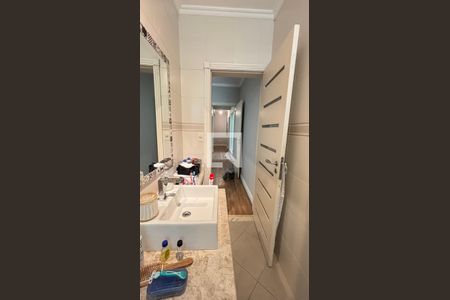 Casa à venda com 450m², 4 quartos e 3 vagasBanheiro da Suíte 3