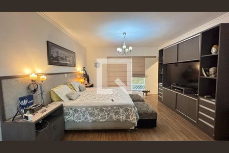 Casa à venda com 450m², 4 quartos e 3 vagasSuite 1