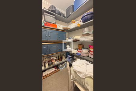 Casa à venda com 450m², 4 quartos e 3 vagasDespensa da Cozinha