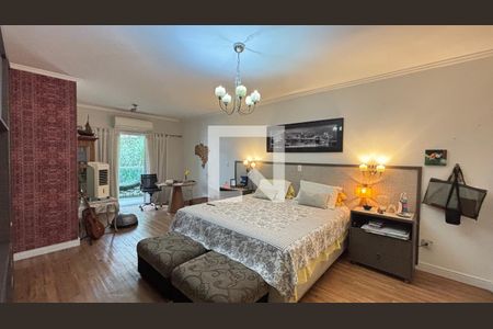 Casa à venda com 450m², 4 quartos e 3 vagasSuite 1