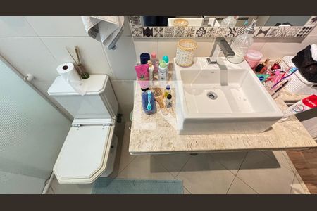 Casa à venda com 450m², 4 quartos e 3 vagasBanheiro da Suíte 3