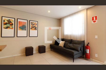 Apartamento para alugar com 42m², 2 quartos e 1 vaga Apartamento para alugar com 42m², 2 quartos e 1 vagaÁrea comum - Salão de festas