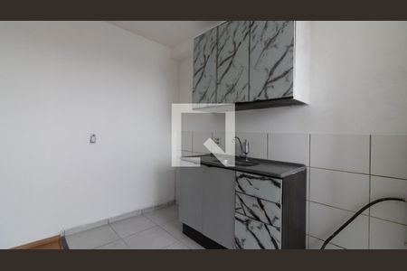 Apartamento para alugar com 42m², 2 quartos e 1 vaga Apartamento para alugar com 42m², 2 quartos e 1 vagaCozinha e Área de Serviço