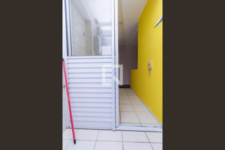 Apartamento para alugar com 65m², 3 quartos e 1 vagaÁrea de Serviço