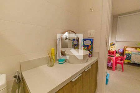 Apartamento à venda com 260m², 3 quartos e 3 vagasBanheiro da Suíte 3